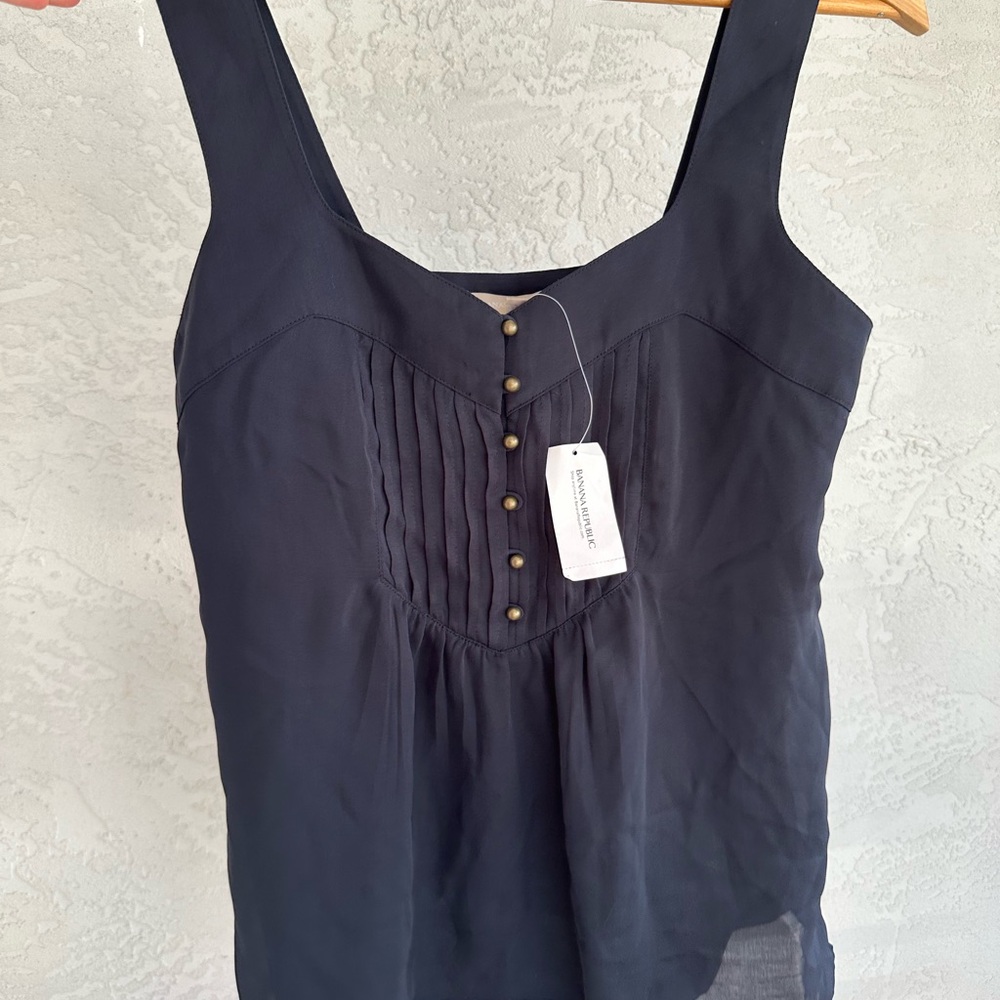 Banana Republic Black Sleeveless Pleated Tank Top